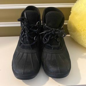 Women’s UGG Greda waterproof boots - size 7